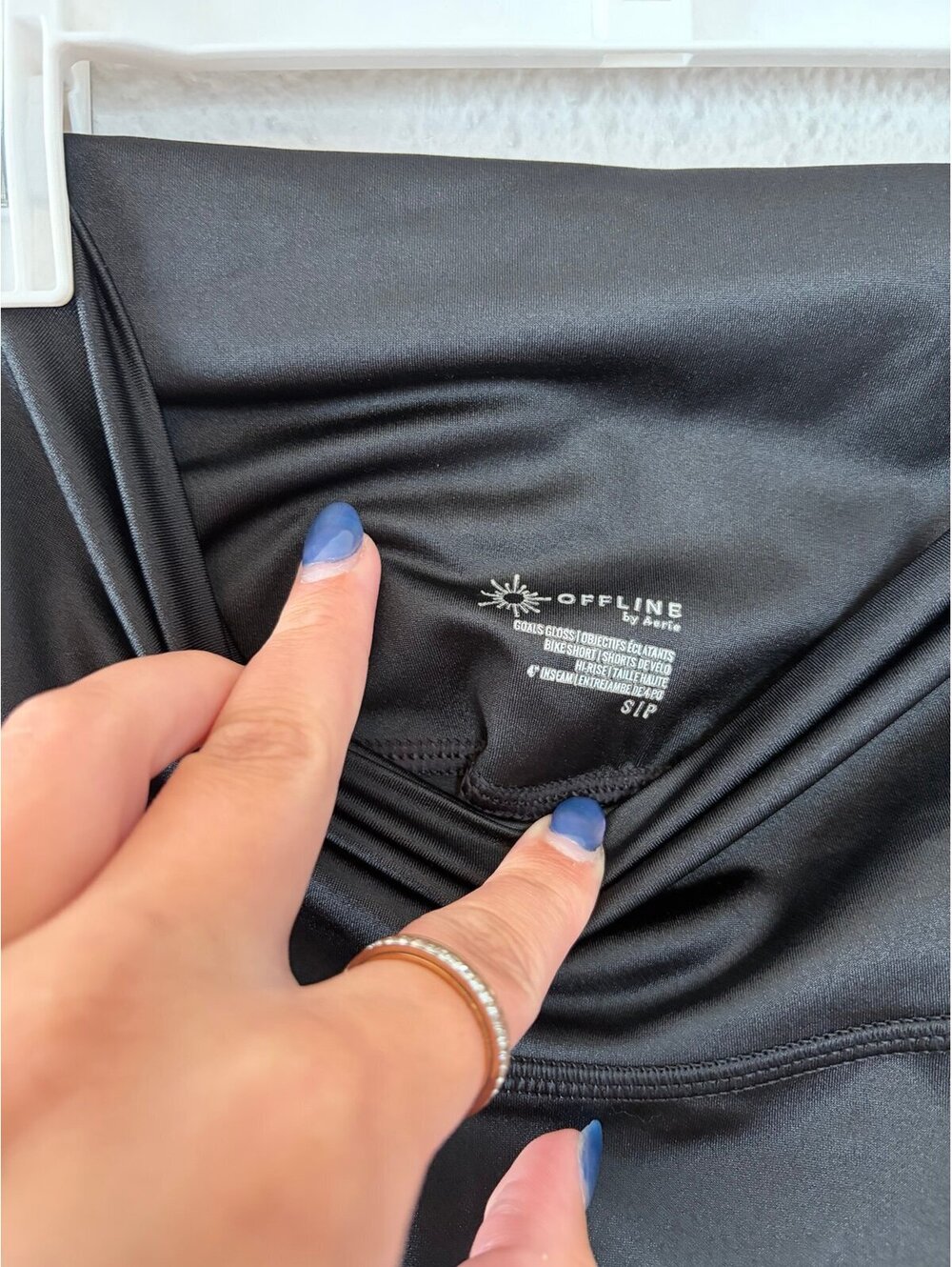 Offline by Aerie Goals Gloss Hi-Rise Bike Short 4in inseam Black Shimmer size S. - Picture 3 of 4